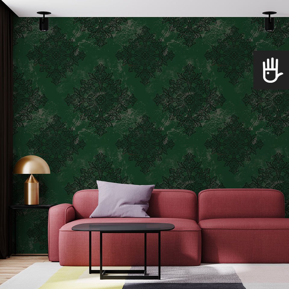 salon w stylu nowoczesnym z tapetą zielony Londyn z czarnym wzorem na ciemnozielonym tle