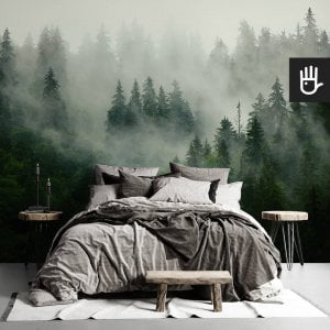 sypialnia w stylu boho z fototapetą las we mgle