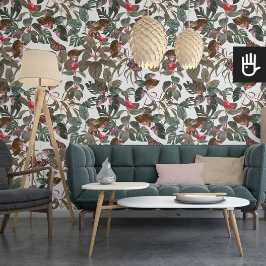 Wnętrze salonu z tapetą tropikalne liście na białym tle z liśćmi monstery